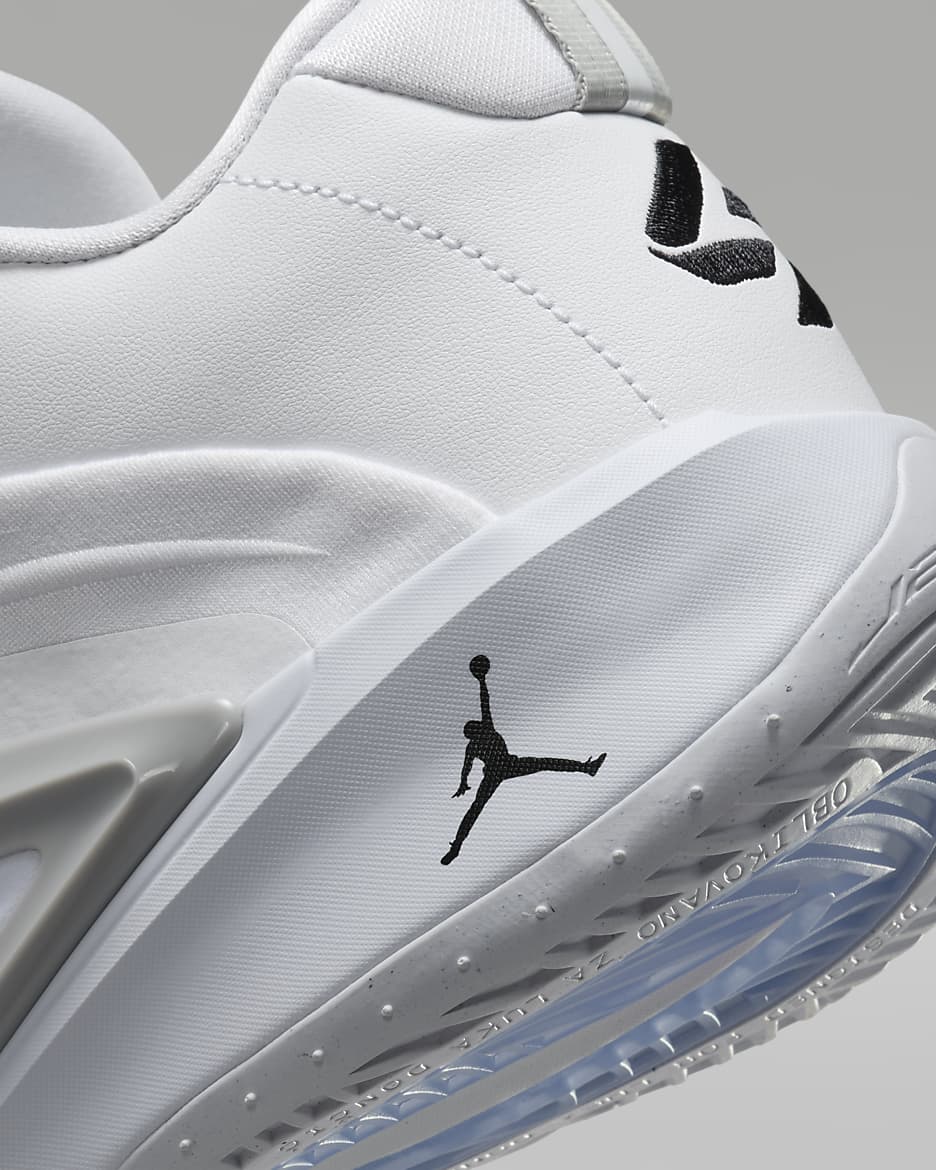Jordan cp3 white discount